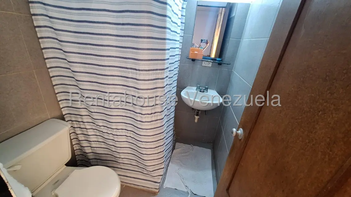 Apartamento (1 Nivel) en Venta en Nueva Casarapa, Miranda - 16