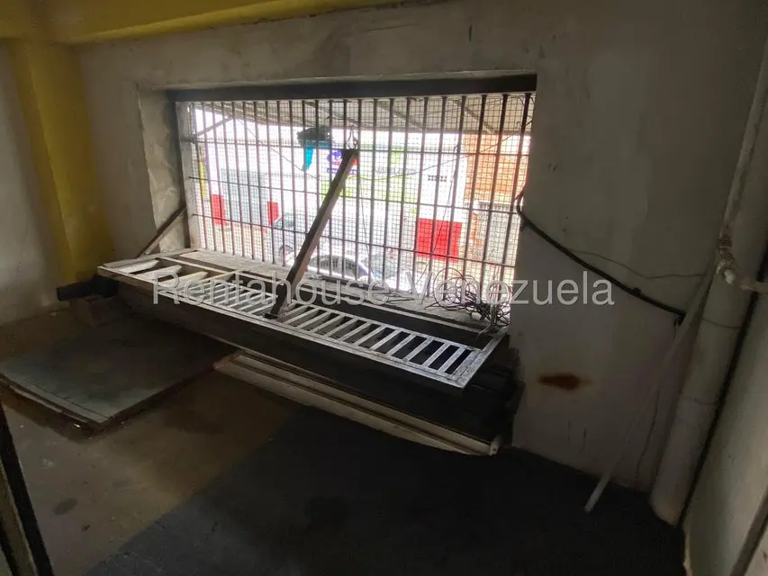 Comercial (Local Comercial) en Alquiler en Puente Hierro, Distrito Metropolitano - 19
