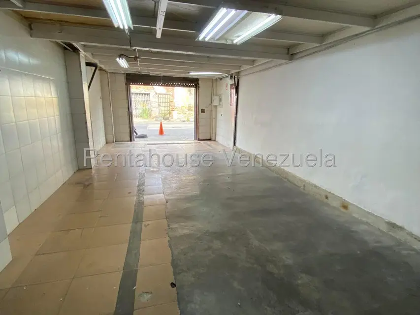 Comercial (Local Comercial) en Alquiler en Puente Hierro, Distrito Metropolitano - 3