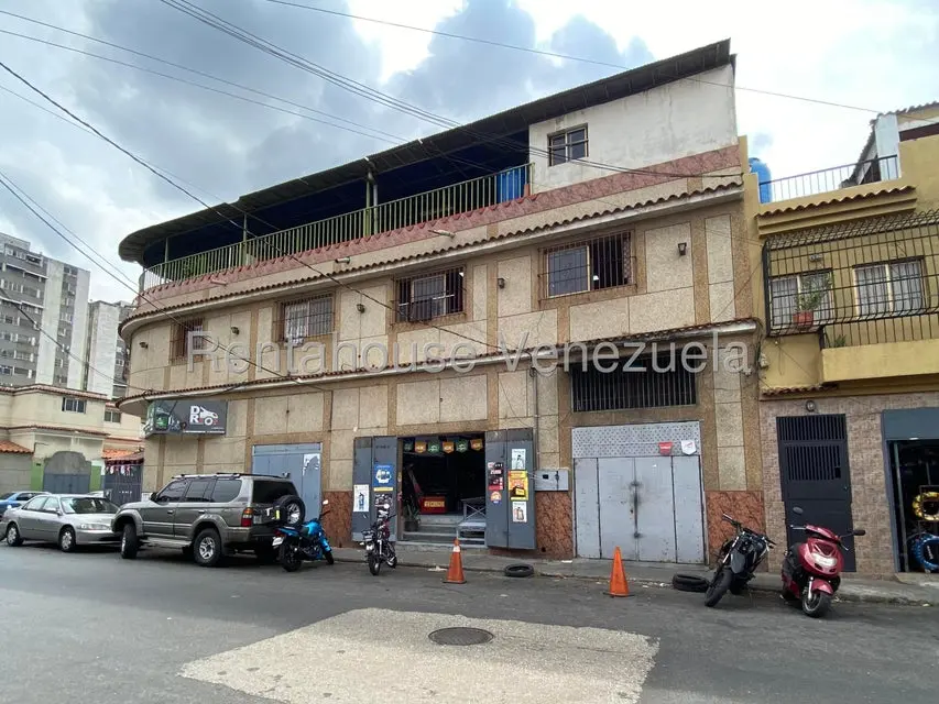 Comercial (Local Comercial) en Alquiler en Puente Hierro, Distrito Metropolitano - 27