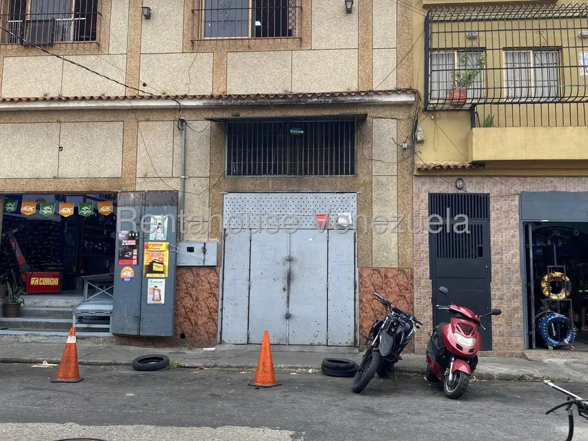 Comercial (Local Comercial) en Alquiler en Puente Hierro, Distrito Metropolitano - 28