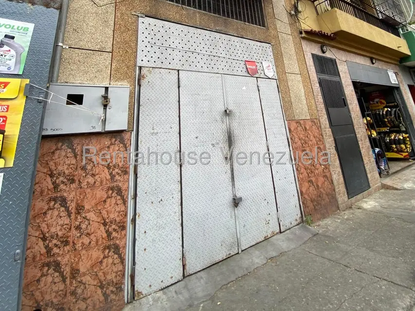 Comercial (Local Comercial) en Alquiler en Puente Hierro, Distrito Metropolitano - 29