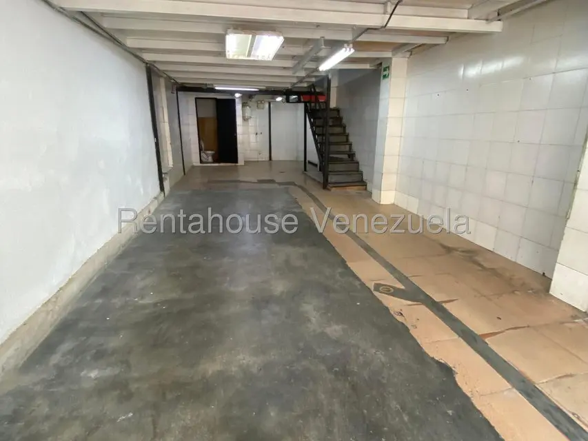 Comercial (Local Comercial) en Alquiler en Puente Hierro, Distrito Metropolitano - 4