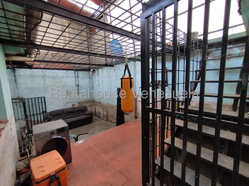 Casa (Multipes Niveles) en Venta en Parroquia San Agustin, Distrito Metropolitano - 19