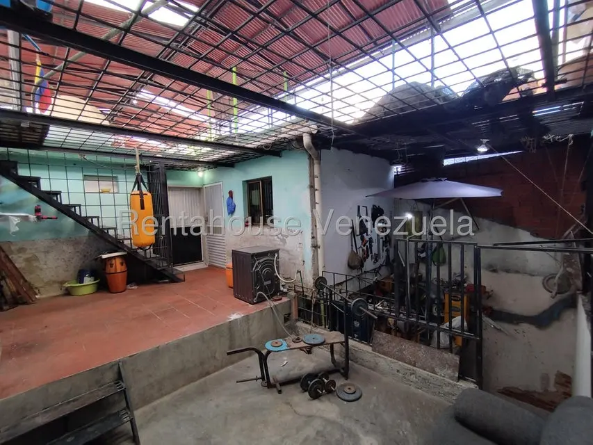 Casa (Multipes Niveles) en Venta en Parroquia San Agustin, Distrito Metropolitano - 21