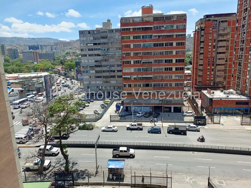 Apartamento (1 Nivel) en Alquiler en La California Norte, Distrito Metropolitano - 17