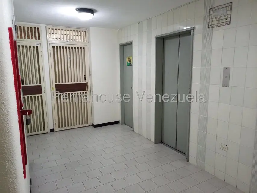 Apartamento (1 Nivel) en Alquiler en La California Norte, Distrito Metropolitano - 18