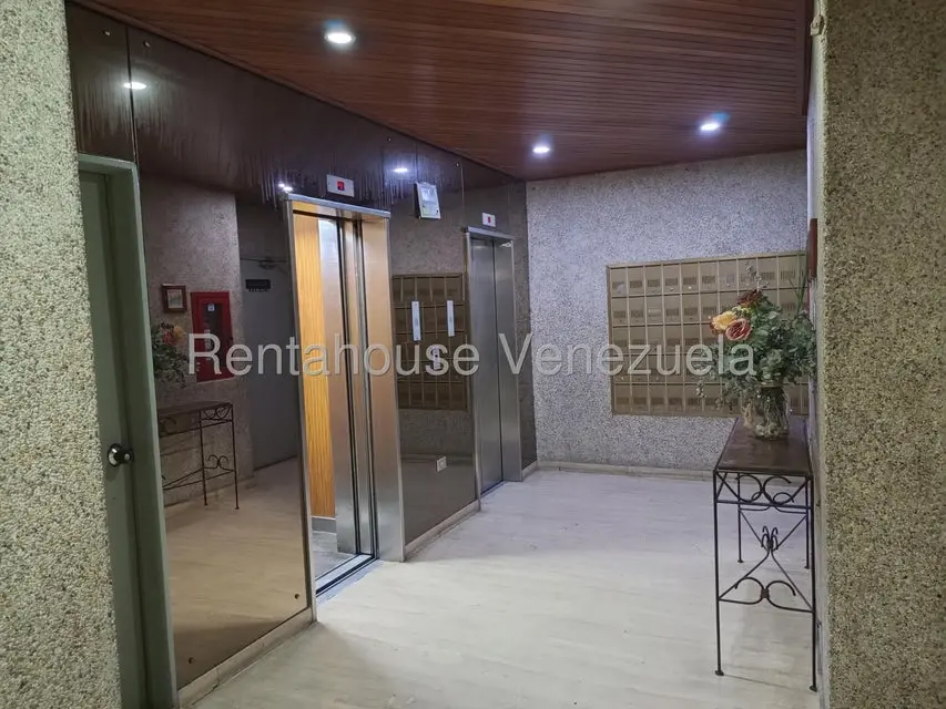 Apartamento (1 Nivel) en Alquiler en La California Norte, Distrito Metropolitano - 20
