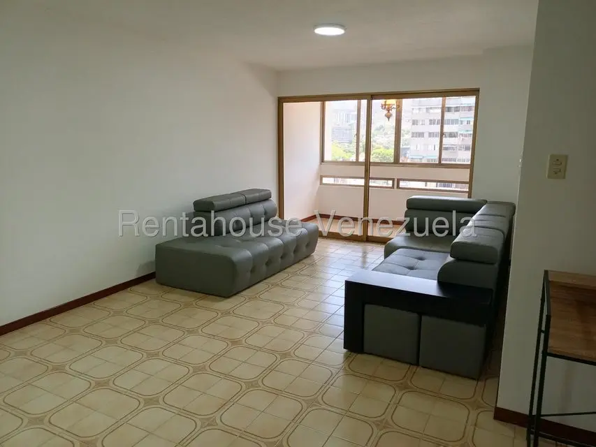 Apartamento (1 Nivel) en Alquiler en La California Norte, Distrito Metropolitano - 4