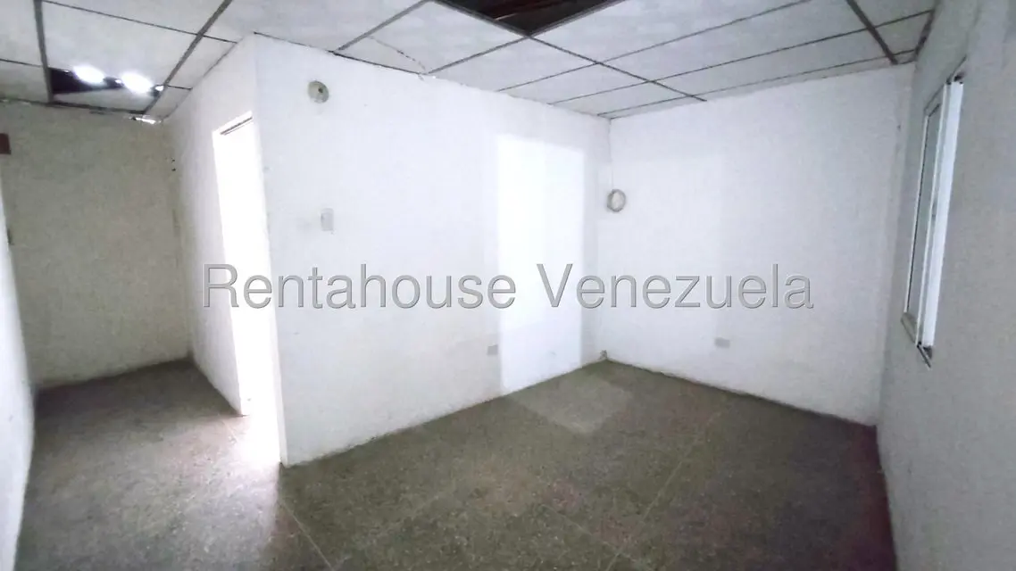 Comercial (Local Comercial) en Alquiler en Parroquia Concepcion, Lara - 11