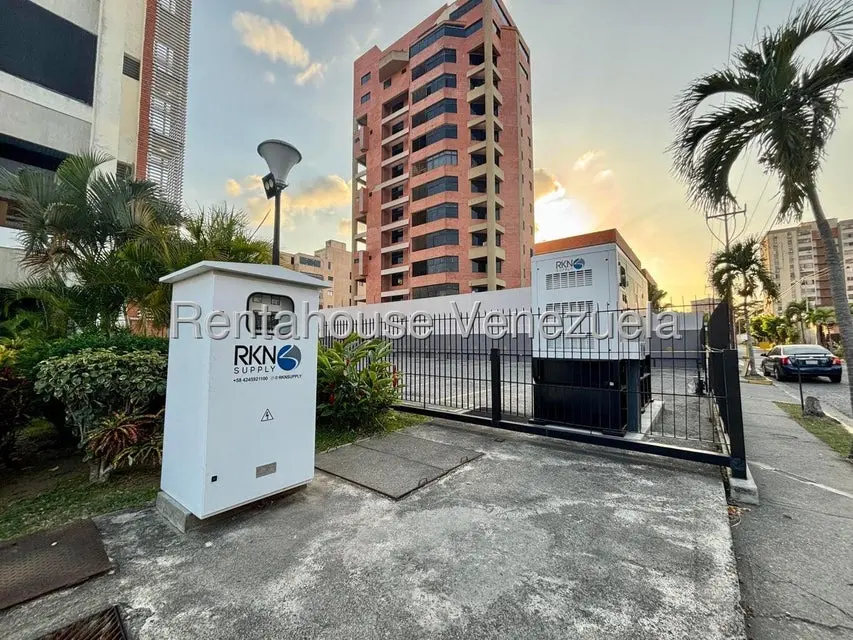 Comercial (Oficina) en Alquiler en Del Este, Lara - 25