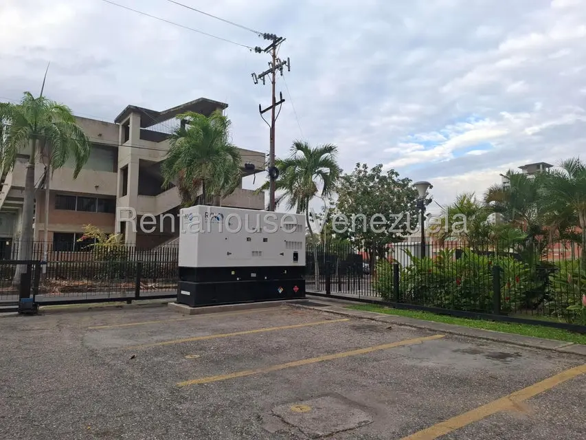 Comercial (Oficina) en Alquiler en Del Este, Lara - 26