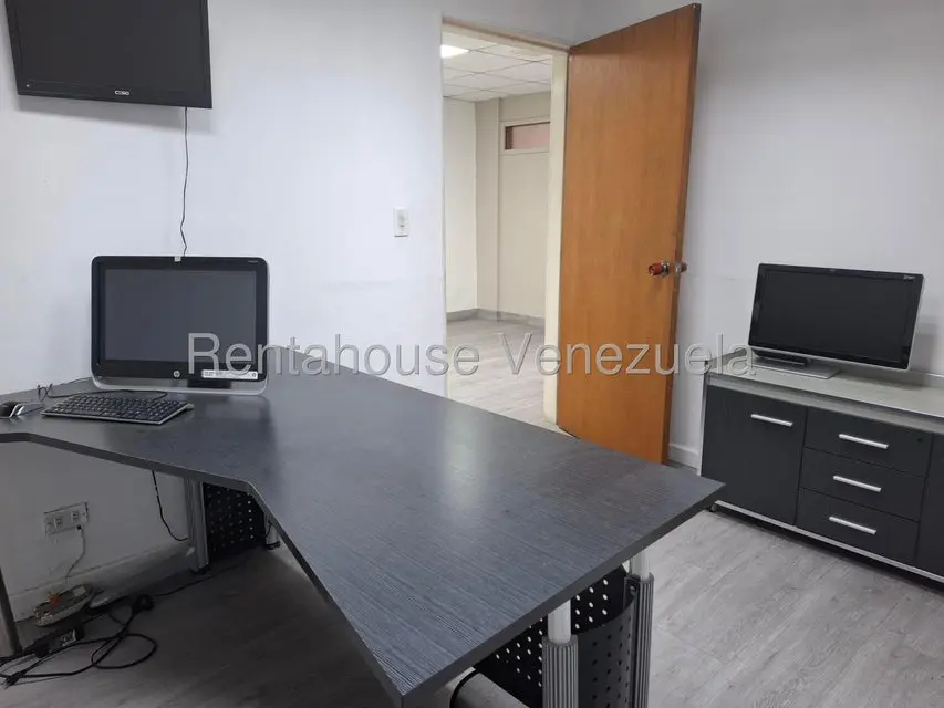 Comercial (Oficina) en Alquiler en Del Este, Lara - 8