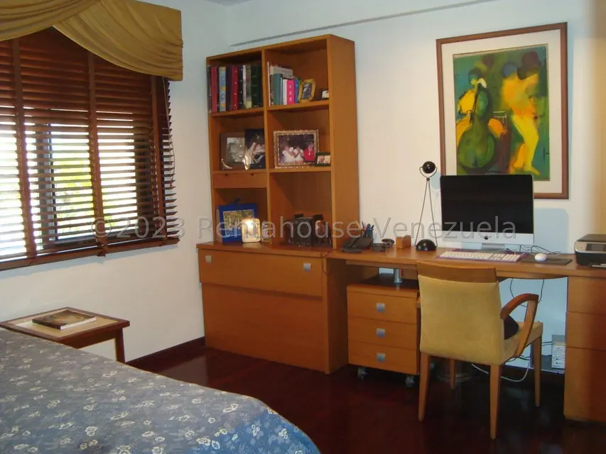 Apartamento (1 Nivel) en Alquiler en Campo Alegre, Distrito Metropolitano - 12