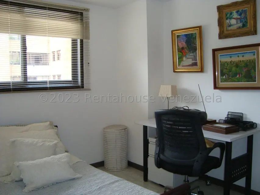 Apartamento (1 Nivel) en Alquiler en Campo Alegre, Distrito Metropolitano - 16