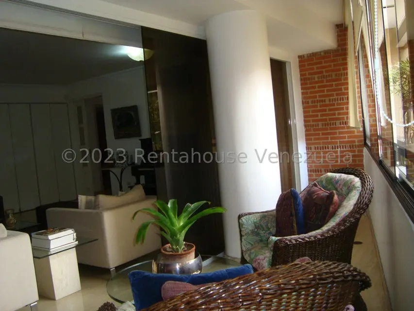 Apartamento (1 Nivel) en Alquiler en Campo Alegre, Distrito Metropolitano - 5