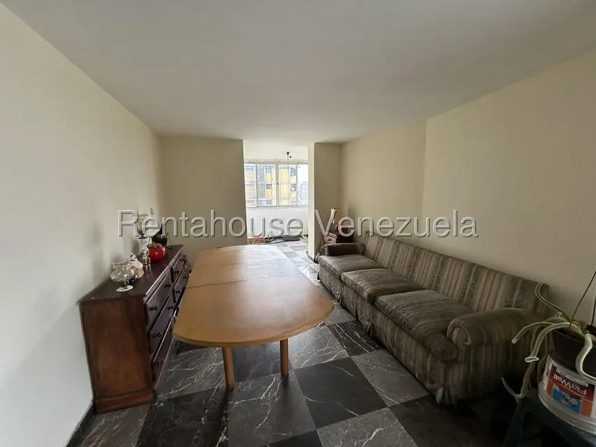 Apartamento (1 Nivel) en Venta en La Florida, Distrito Metropolitano - 15