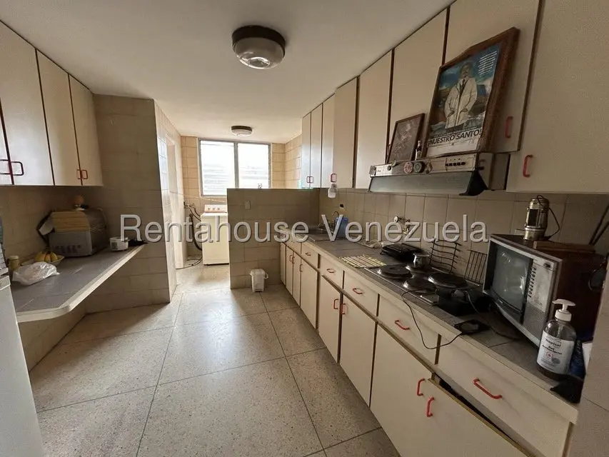 Apartamento (1 Nivel) en Venta en La Florida, Distrito Metropolitano - 19
