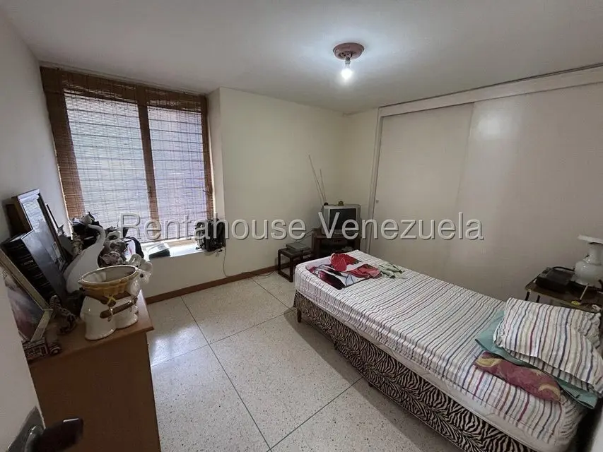 Apartamento (1 Nivel) en Venta en La Florida, Distrito Metropolitano - 25