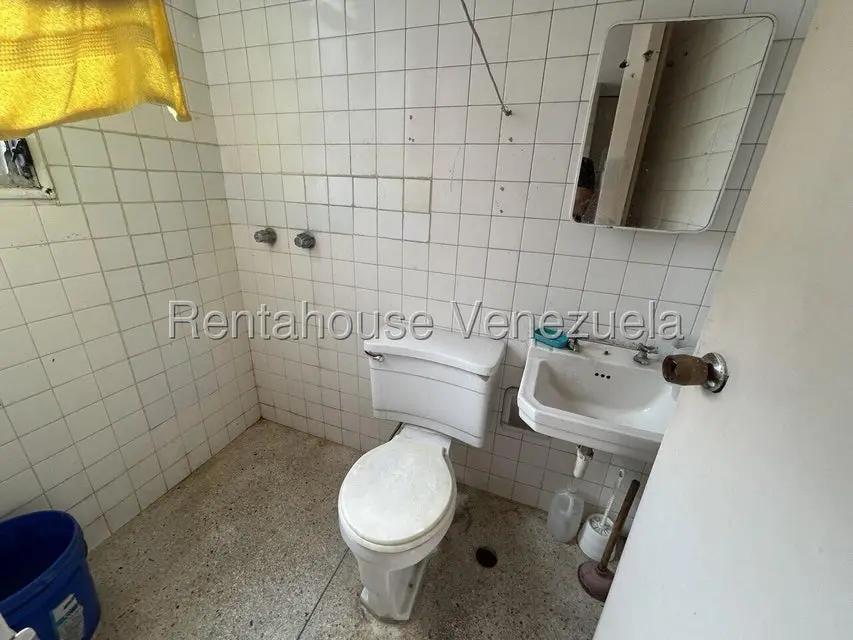 Apartamento (1 Nivel) en Venta en La Florida, Distrito Metropolitano - 30