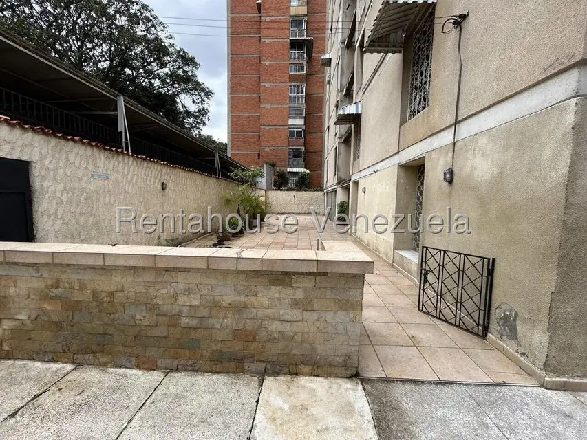 Apartamento (1 Nivel) en Venta en La Florida, Distrito Metropolitano - 37