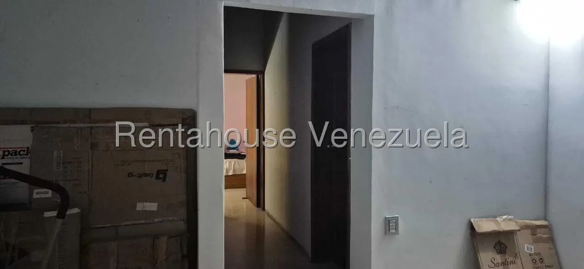 Anexo (Multiples Niveles) en Alquiler en Cumbres de Curumo, Distrito Metropolitano - 6