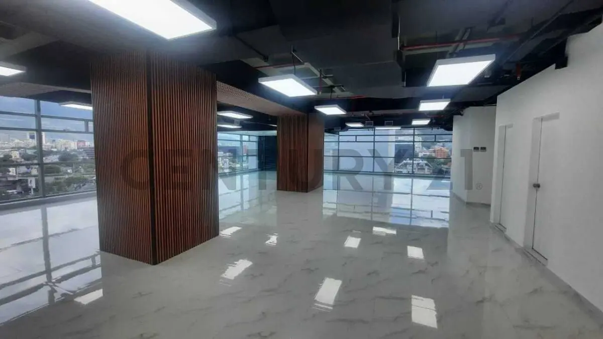 Oficina Elite a estrenar, Torre Luxor Las Mercedes. — 2