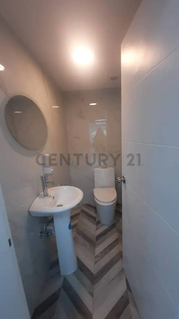 Oficina Elite a estrenar, Torre Luxor Las Mercedes. — 9