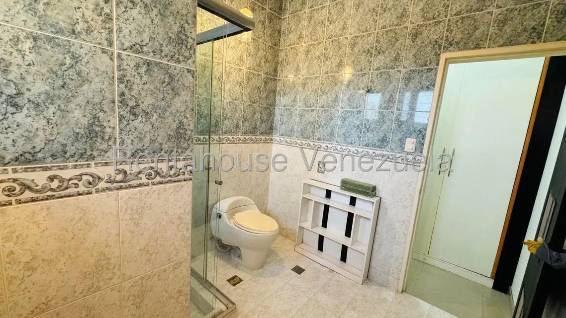 Casa (Multipes Niveles) en Venta en El Castaño (Zona Privada), Aragua - 19