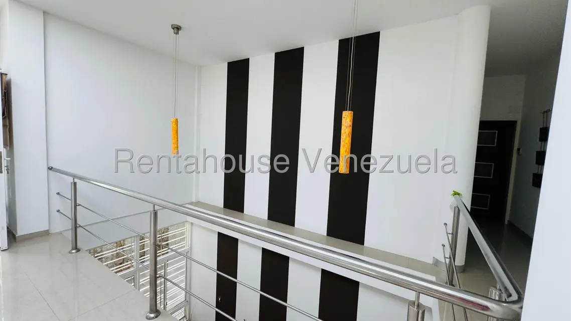 Casa (Multipes Niveles) en Venta en El Castaño (Zona Privada), Aragua - 8