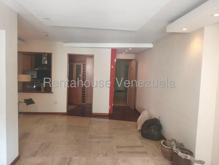 Apartamento (1 Nivel) en Alquiler en Terrazas del Avila, Distrito Metropolitano - 3