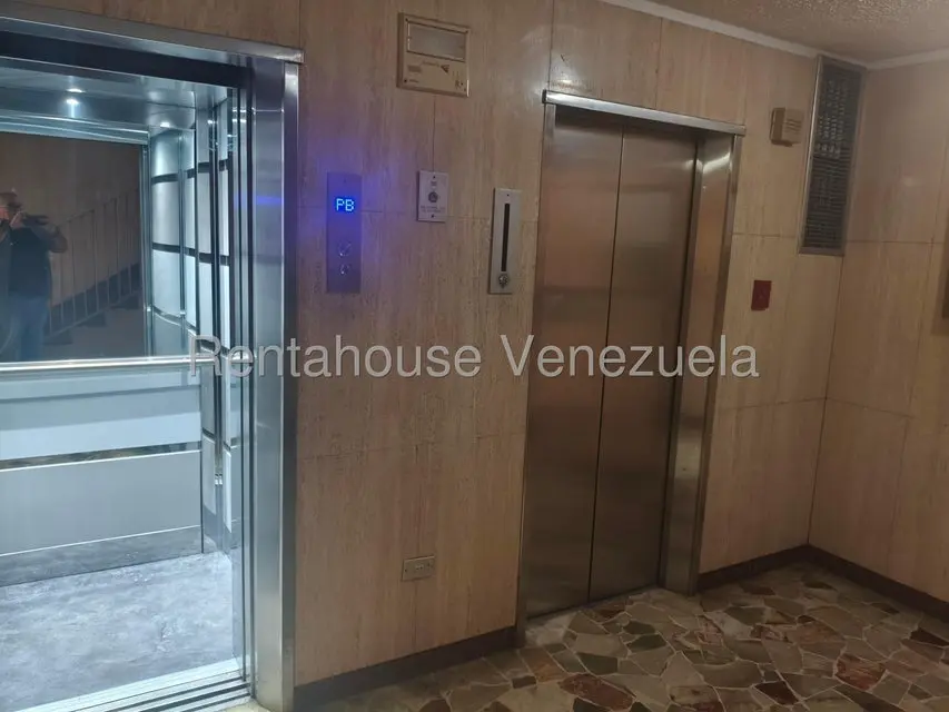Apartamento (1 Nivel) en Alquiler en Terrazas del Avila, Distrito Metropolitano - 34