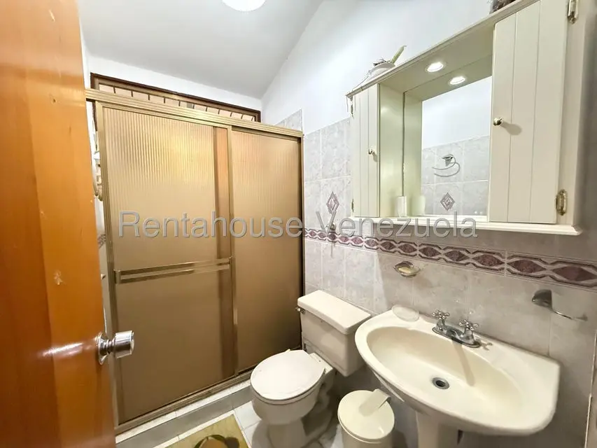 Casa (Duplex) en Venta en Los Overos, Aragua - 22