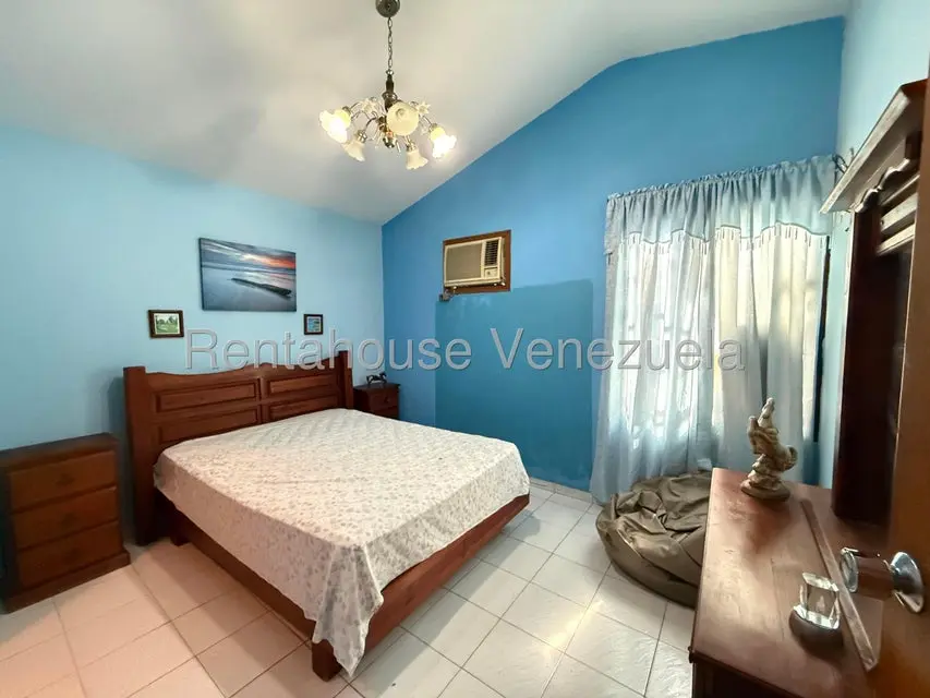 Casa (Duplex) en Venta en Los Overos, Aragua - 23