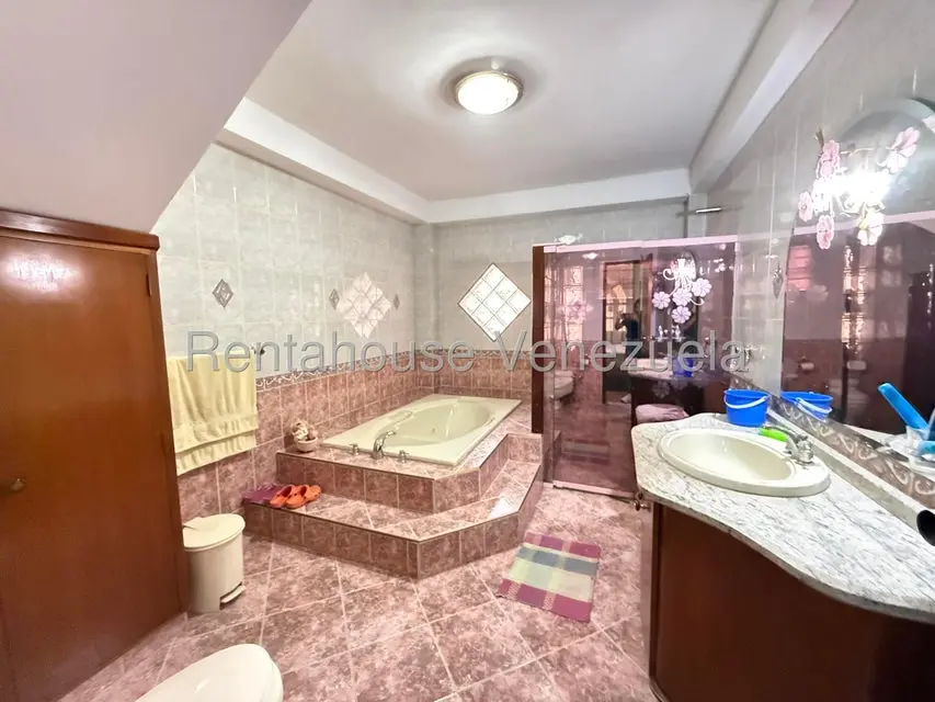 Casa (Duplex) en Venta en Los Overos, Aragua - 32