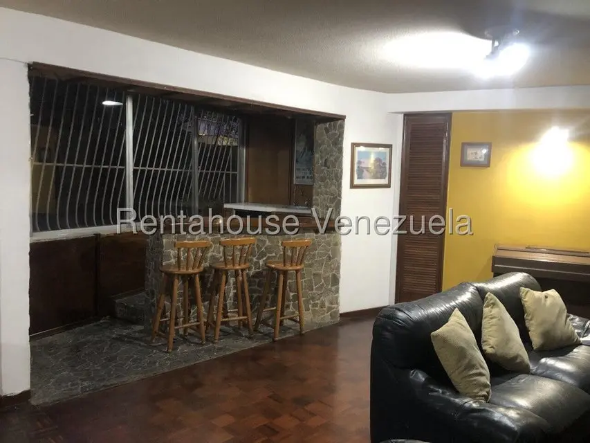 Apartamento (1 Nivel) en Alquiler en Santa Ines, Distrito Metropolitano - 4