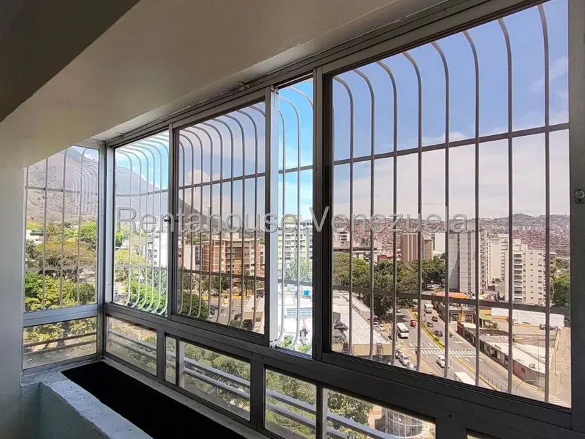 Apartamento (1 Nivel) en Alquiler en El Marques, Distrito Metropolitano - 11