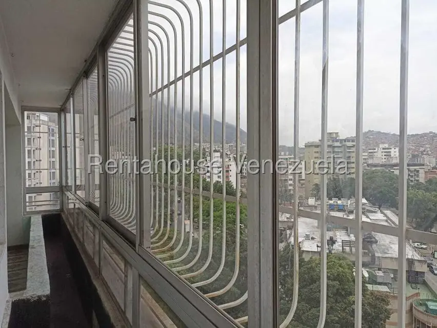 Apartamento (1 Nivel) en Alquiler en El Marques, Distrito Metropolitano - 34