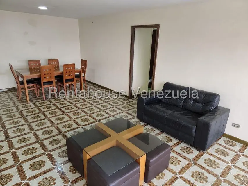 Apartamento (1 Nivel) en Alquiler en El Marques, Distrito Metropolitano - 6