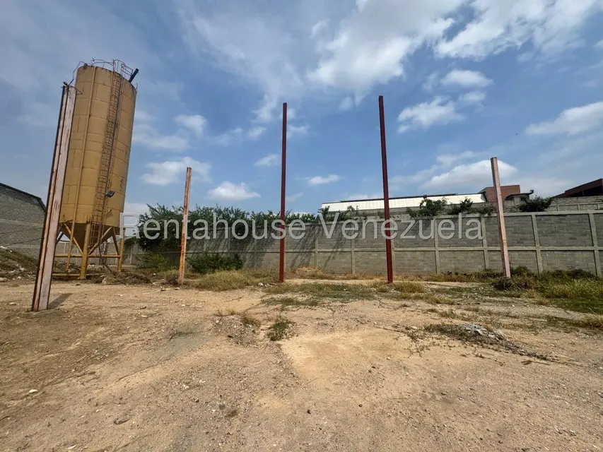 Comercial (Galpon - Deposito) en Venta en Zona Industrial 2, Lara - 4