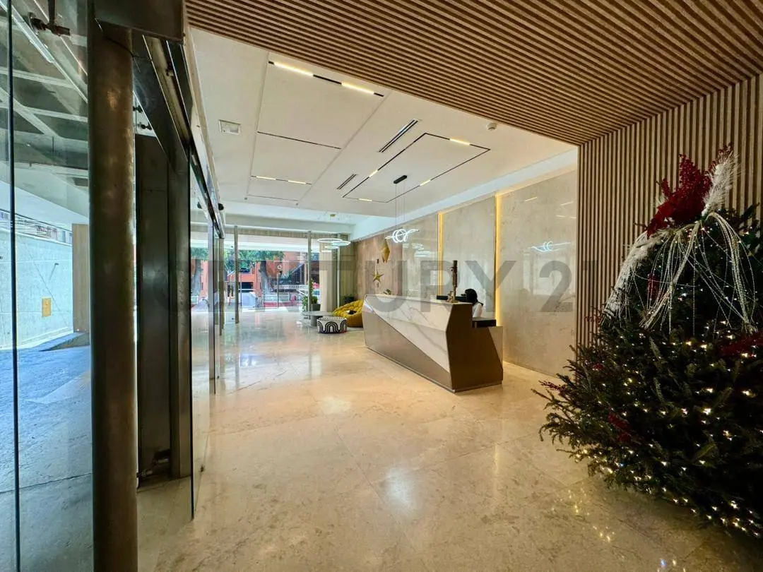 Oficina disponible en venta o alquiler — 2