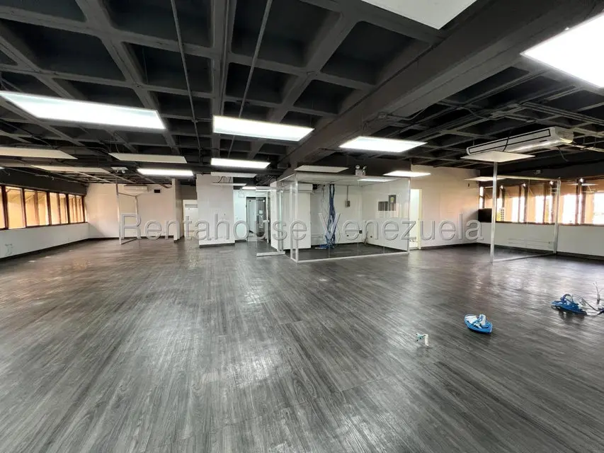 Comercial (Oficina) en Alquiler en La California Norte, Distrito Metropolitano - 3