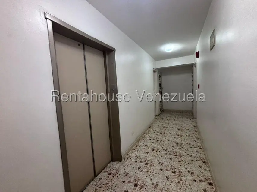 Apartamento (1 Nivel) en Venta en Lomas del Avila, Distrito Metropolitano - 20