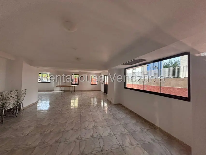 Apartamento (1 Nivel) en Venta en Lomas del Avila, Distrito Metropolitano - 23