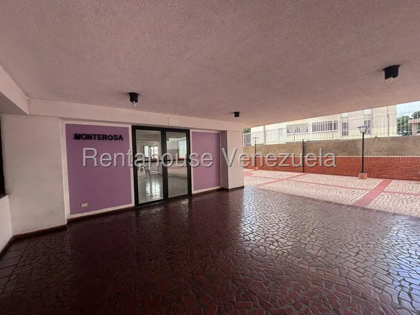 Apartamento (1 Nivel) en Venta en Lomas del Avila, Distrito Metropolitano - 25