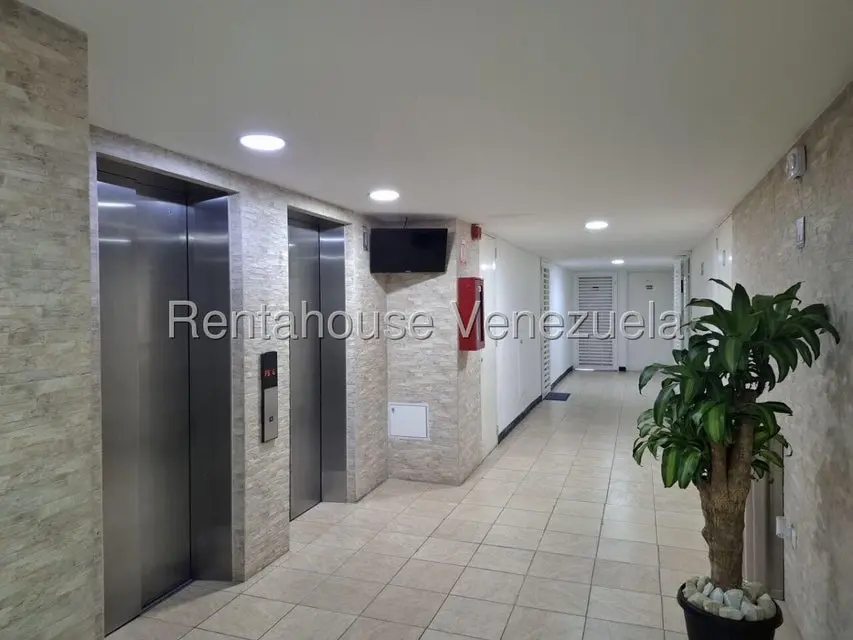 Apartamento (1 Nivel) en Alquiler en La Vaquera, Miranda - 2
