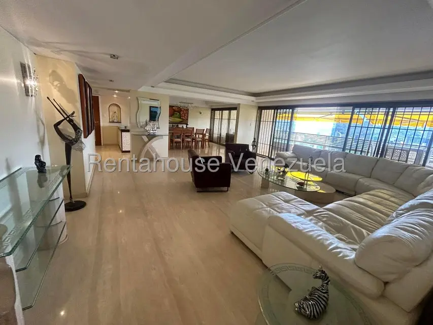 Apartamento (1 Nivel) en Alquiler en Altamira, Distrito Metropolitano - 23