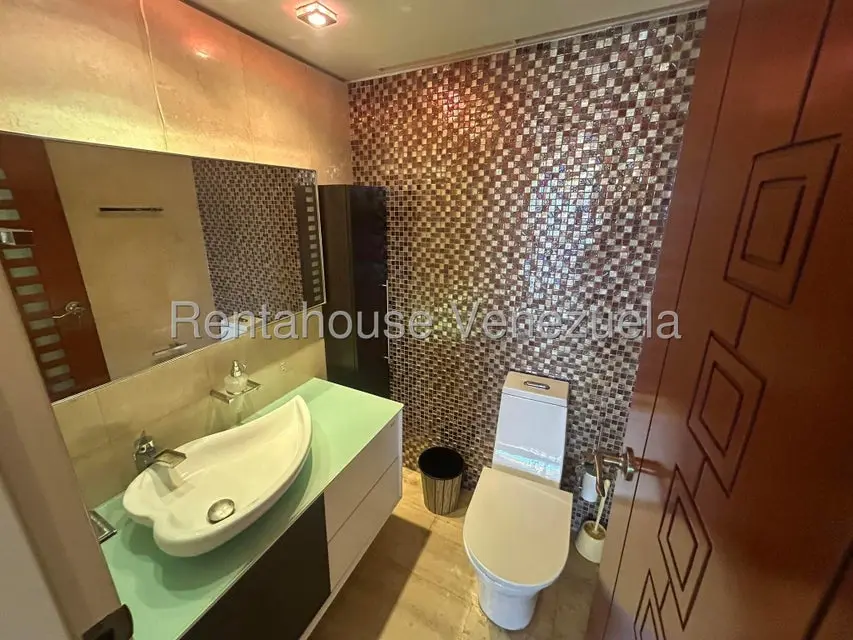 Apartamento (1 Nivel) en Alquiler en Altamira, Distrito Metropolitano - 25