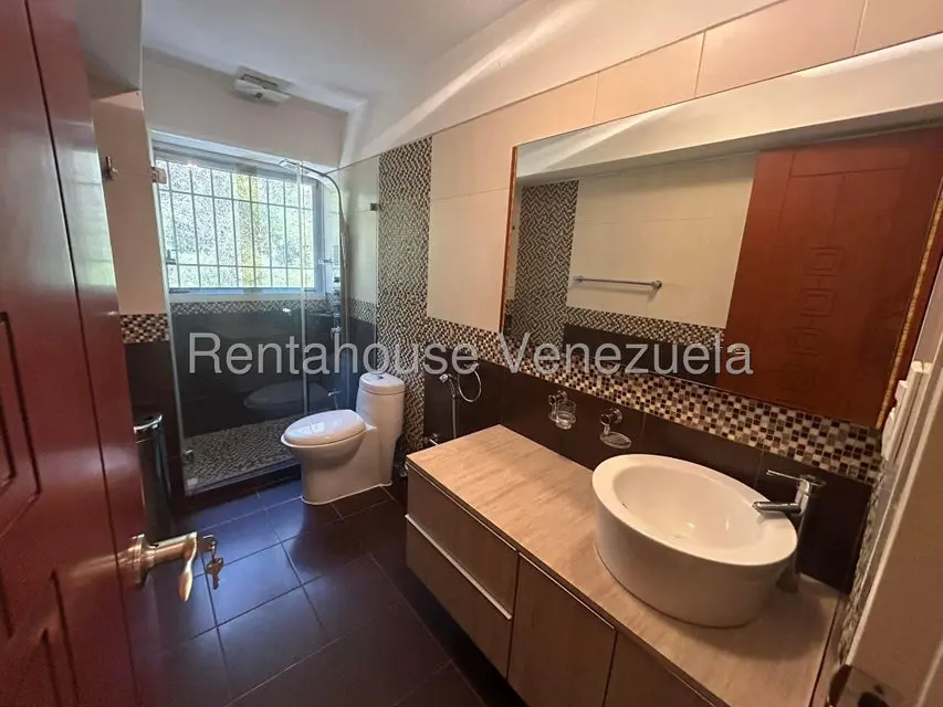 Apartamento (1 Nivel) en Alquiler en Altamira, Distrito Metropolitano - 34