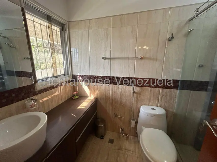 Apartamento (1 Nivel) en Alquiler en Altamira, Distrito Metropolitano - 37
